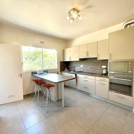 Le Sicile Sanguinaires Ajaccio (Corsica)